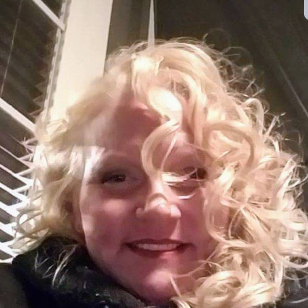 Meet your Posher, Becky